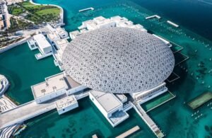 Louvre Abu Dhabi &ndash; The Museum That Floats on Light
